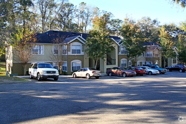 Glen Oaks Apartments Tallahassee, FL Apartment Finder