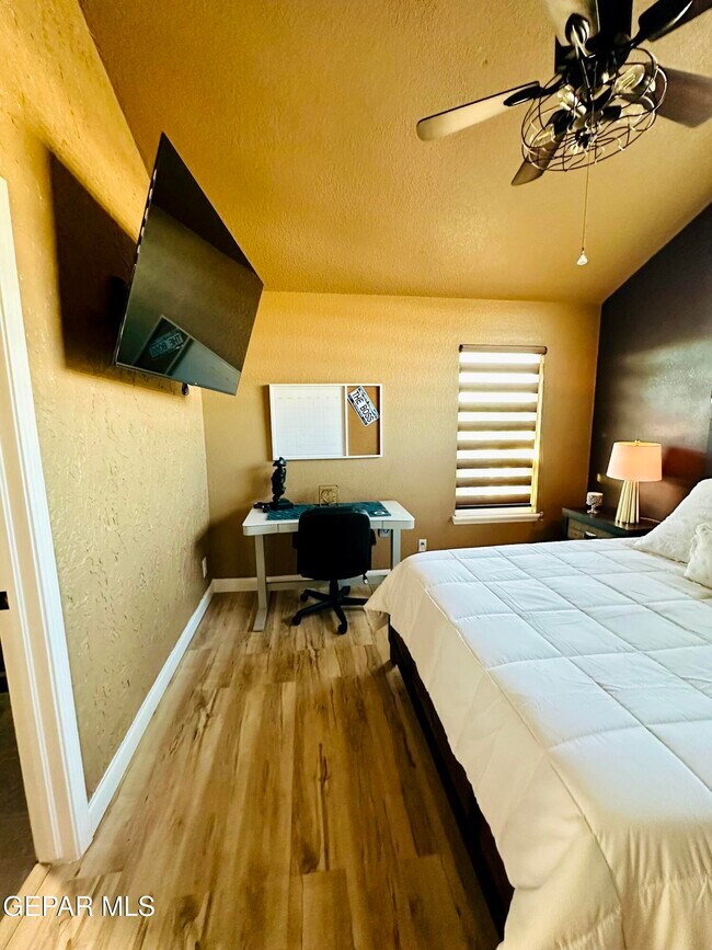 Building Photo - 11716 Fred Perry Dr