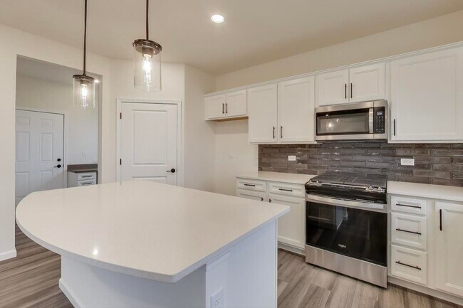 Building Photo - 2240 Bent Grass Wy