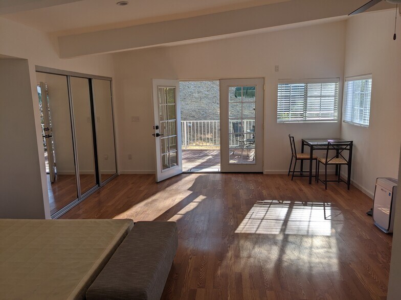 Building Photo - 4807 Escobedo Dr