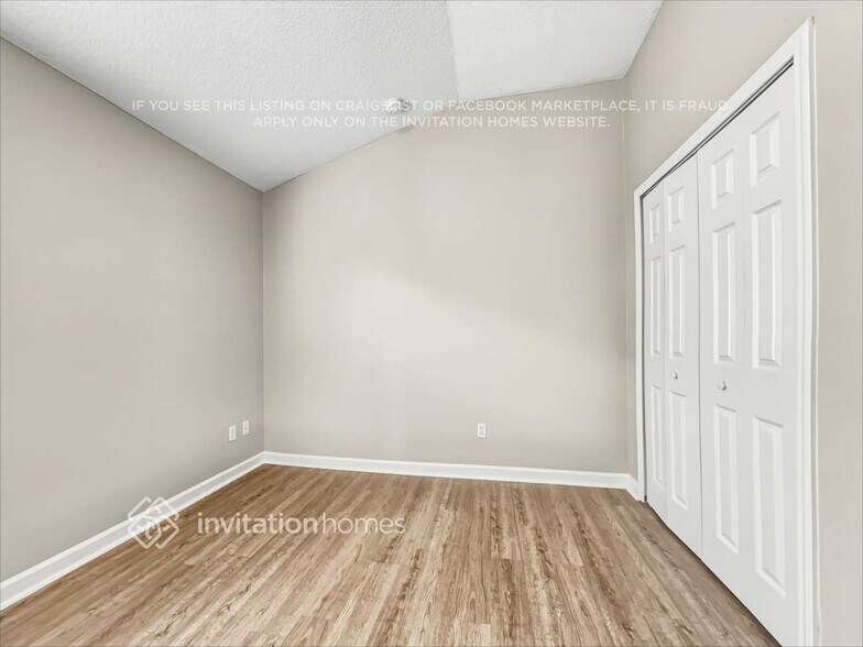 Building Photo - 993 Oak Arbor Cir