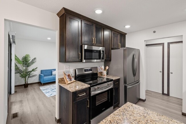 Building Photo - 1665 Riva Ridge Dr