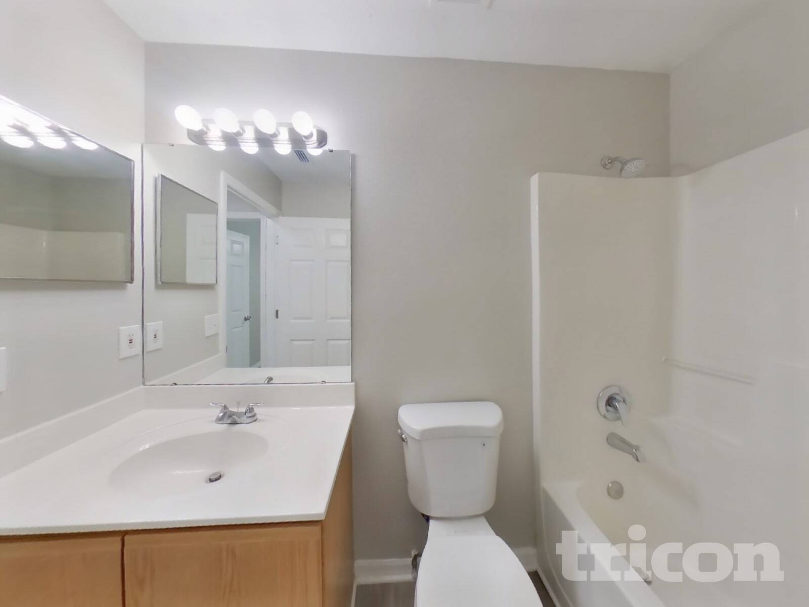 Building Photo - 7439 Lawn Tennis Ln