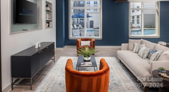 Building Photo - 8424 N Tryon St