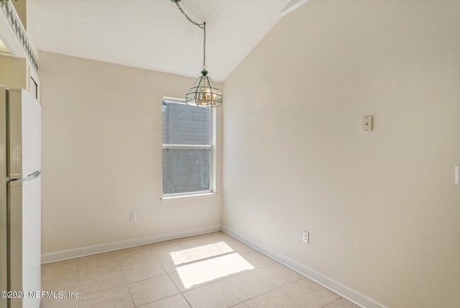 Building Photo - 1169 Creeks Ridge Rd