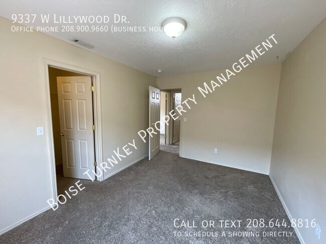 Building Photo - 9337 W Lillywood Dr