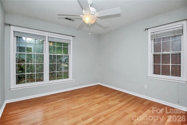 Building Photo - 11718 Fernhurst Ln