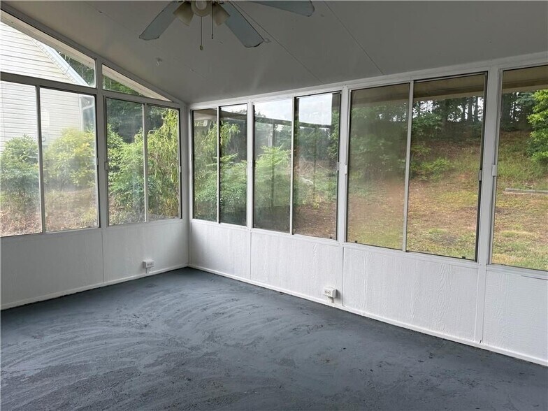 Building Photo - 3058 Arden Ridge Terrace