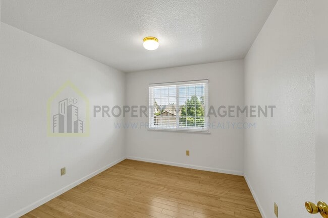 Building Photo - Spacious 4-Bedroom Home for Rent - $2800/m...