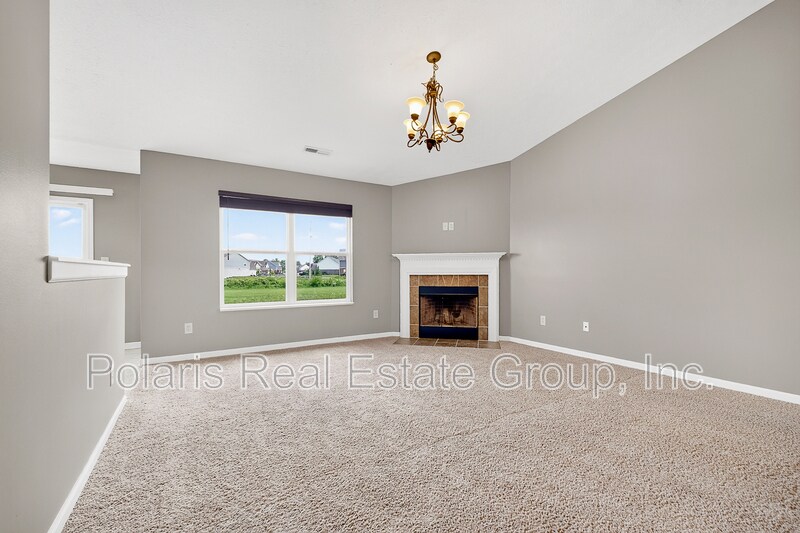 Building Photo - 872 Cherry Tree Ln