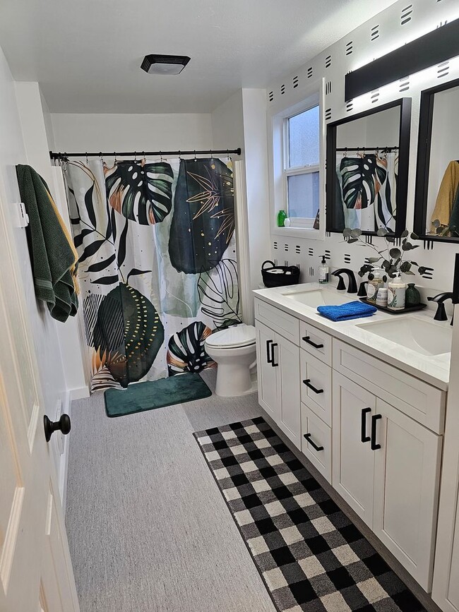 Building Photo - Furnished  3 bedroom in Mount Vernon for S...