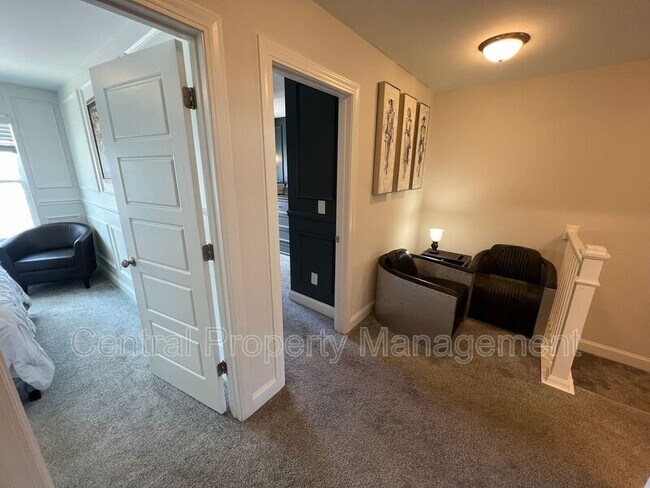 Building Photo - 18 Camden Wds Trl