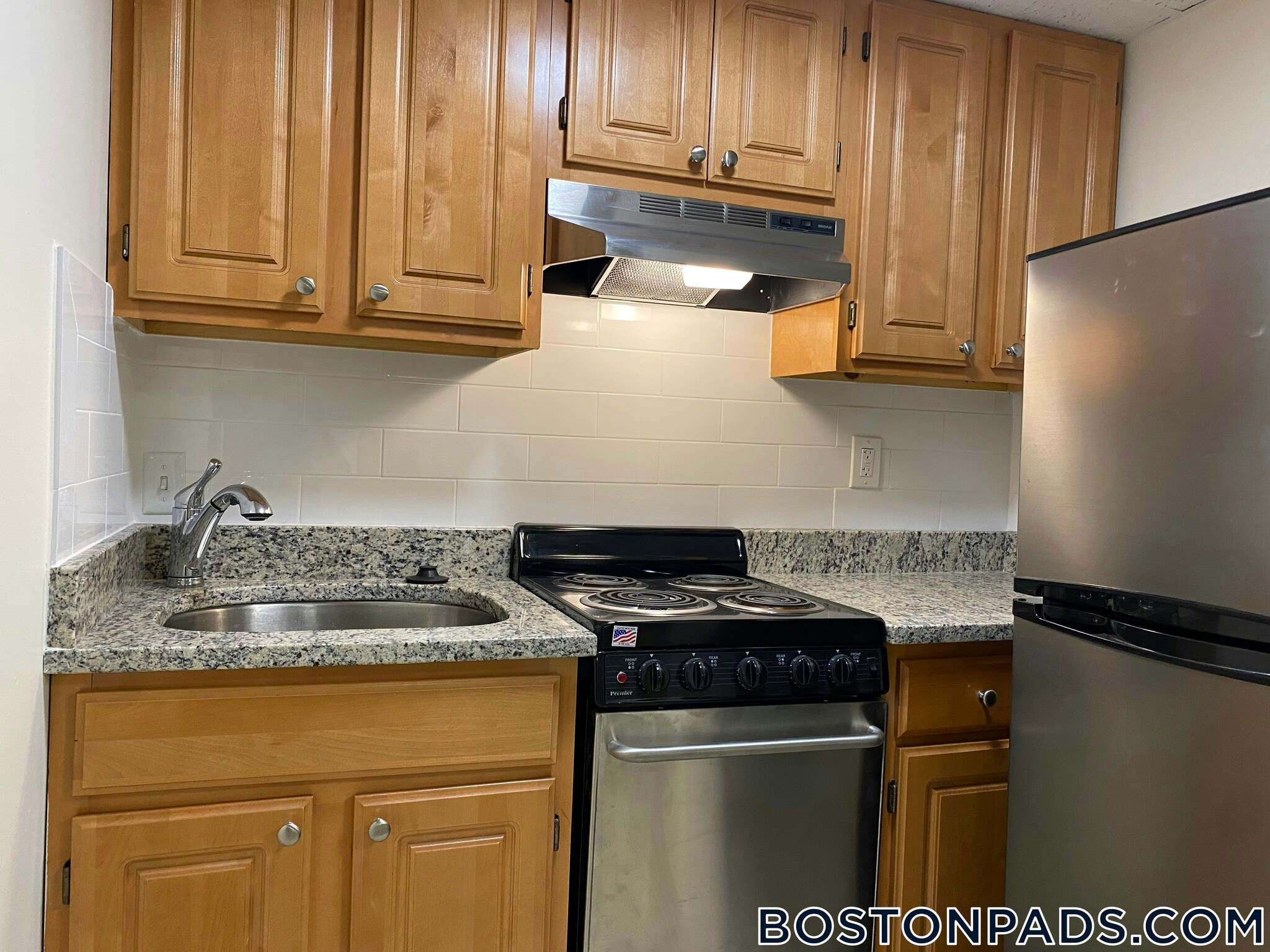 Building Photo - 62 Boylston St