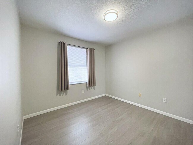 Building Photo - 777 NW 151st Ave