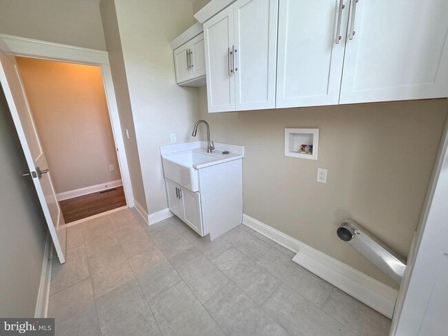 Building Photo - 94 Wolf Creek Cir