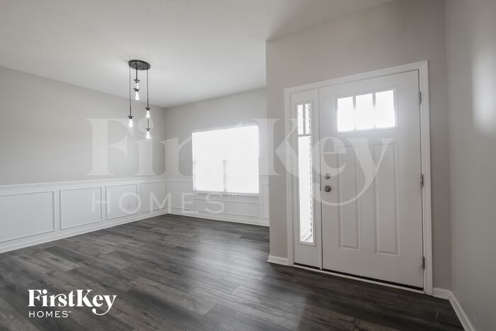 Building Photo - 380 Thunderwood Dr