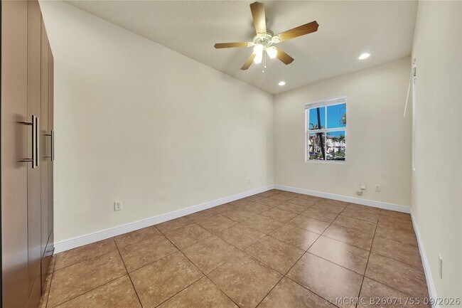 Building Photo - 6974 Long Pine Cir