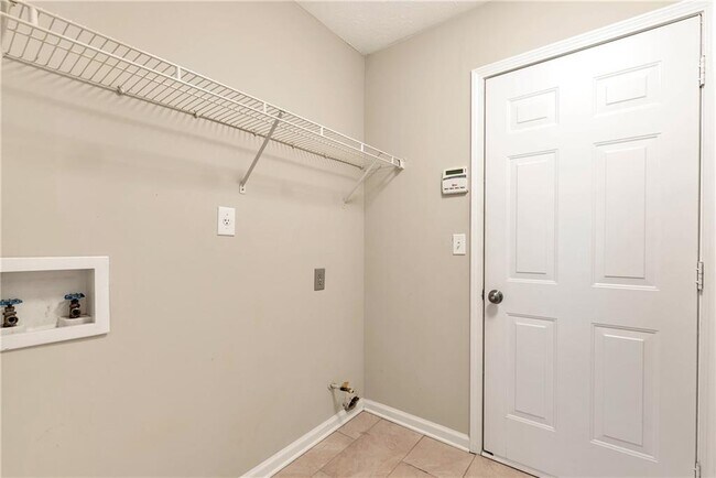 Building Photo - 1480 Ridgemill Terrace NE