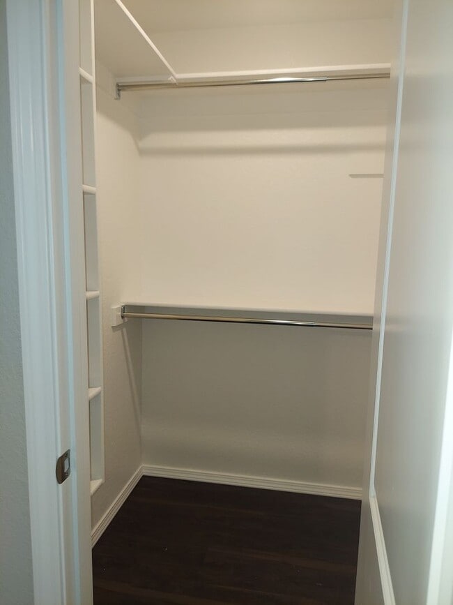 Building Photo - 2118 Ingalls Ln