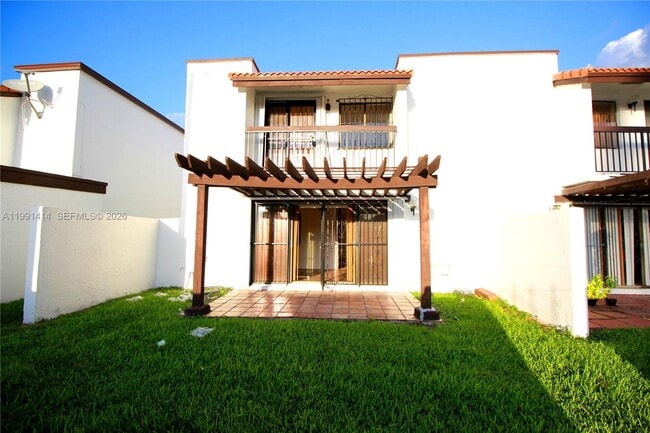 Building Photo - 1221 SW 124th Ct