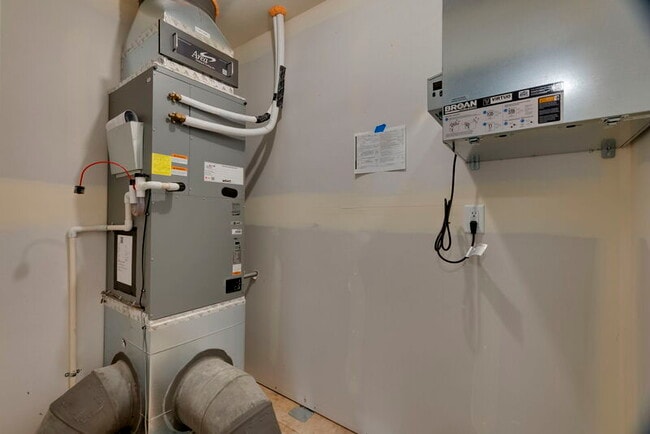 Building Photo - 1843 NW 18th Way