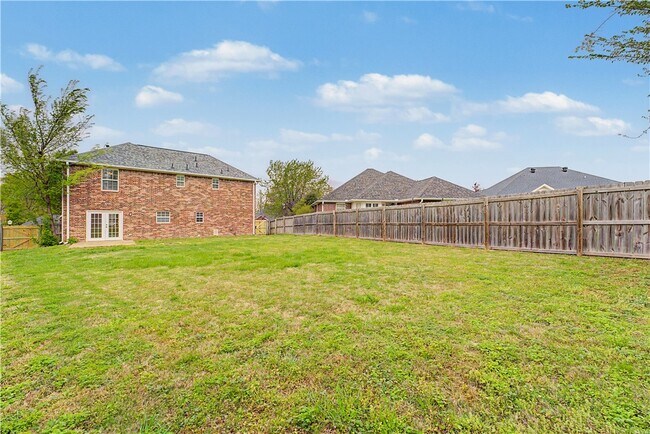 Building Photo - 5213 S 62nd St