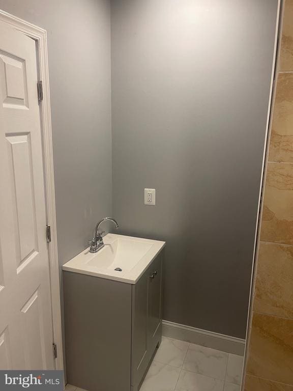 Building Photo - 5618 Appletree St