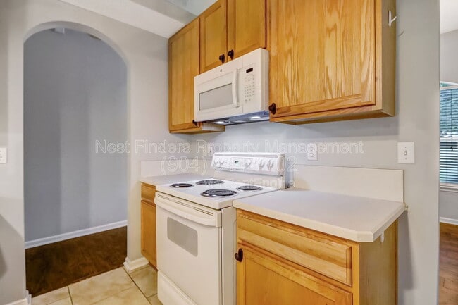 Building Photo - 4613 W Catbrier Ct