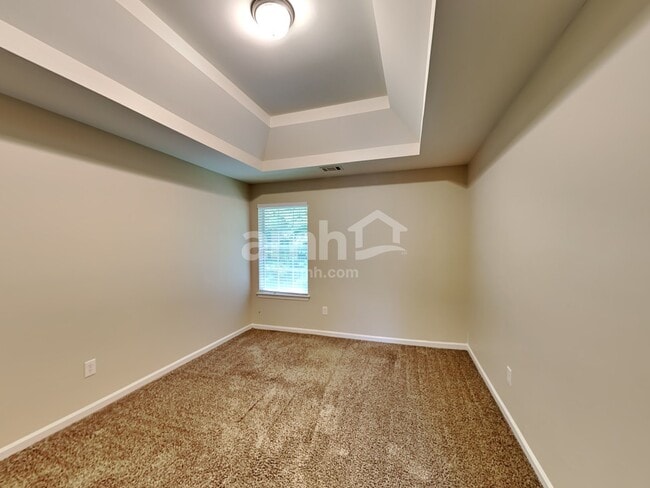 Building Photo - 67 Birchfield Ct