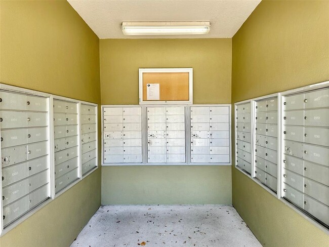 Building Photo - 12920 Whittington Ct