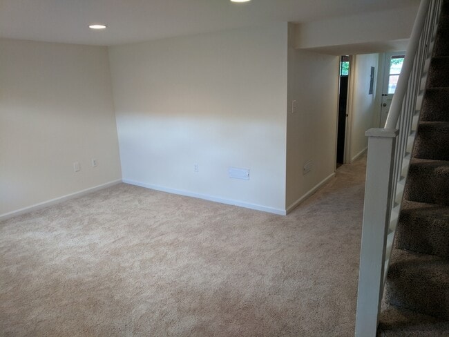 Building Photo - 1508 Langford Rd