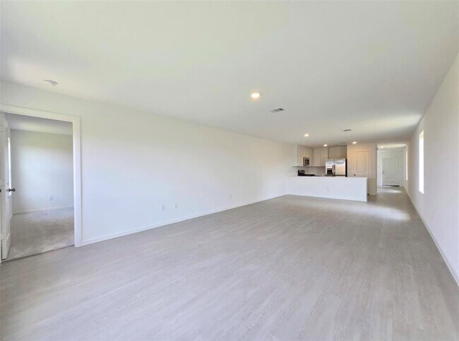 Building Photo - 28818 Texas Sparrow Ln