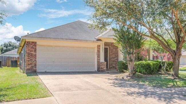 Building Photo - 17231 Hollow Sands Ct