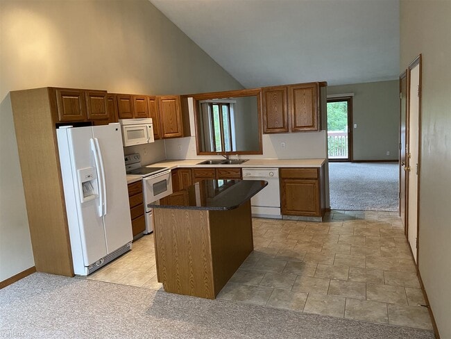Primary Photo - 2 br, 2 bath Condo - 59 Whispering Woods D...
