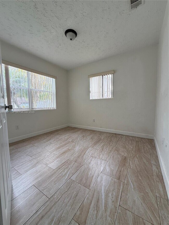 Building Photo - 13628 SW 287th Ln