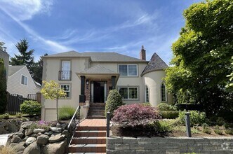 Building Photo - 4Bd/2.5Ba Seattle House