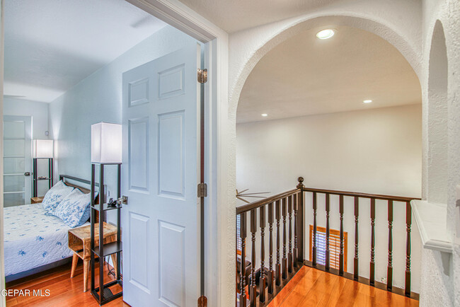 Building Photo - 6205 Brisa Del Mar Dr
