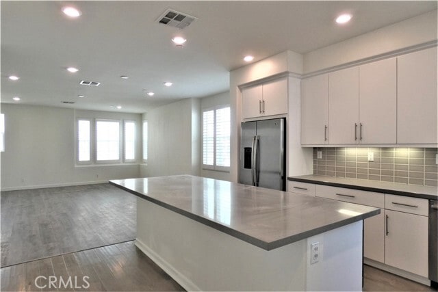 Building Photo - 130 Acamar