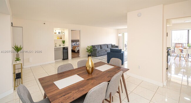 Building Photo - 1201 S Ocean Dr