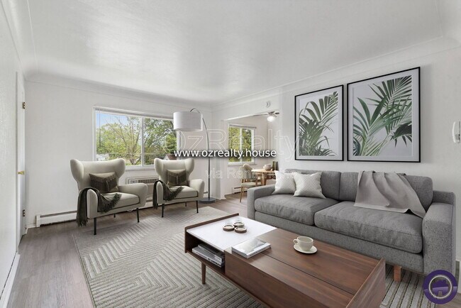 Building Photo - 1733 Christian Ave