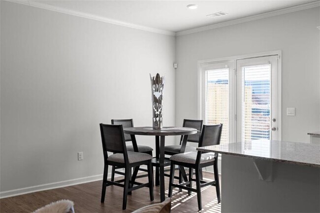 Building Photo - 2173 Blue Monarch Dr