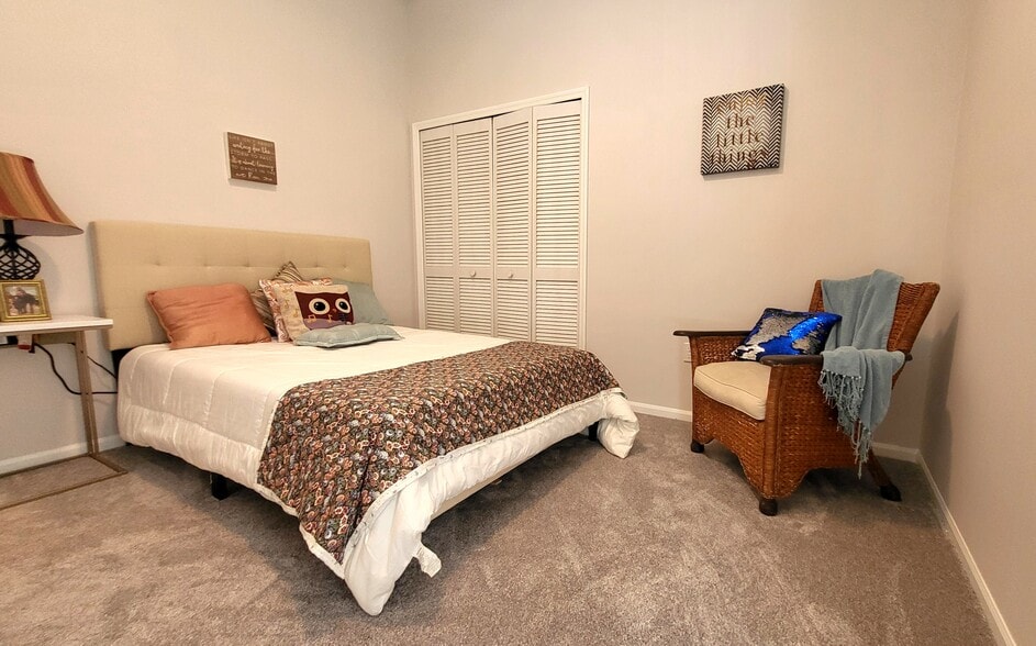 Building Photo - 1267 Little Oak Cir