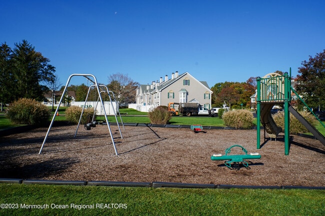 Building Photo - 192 Tarpon Dr