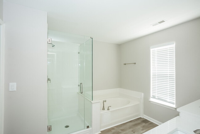 Building Photo - 2322 Tory Oak Pl