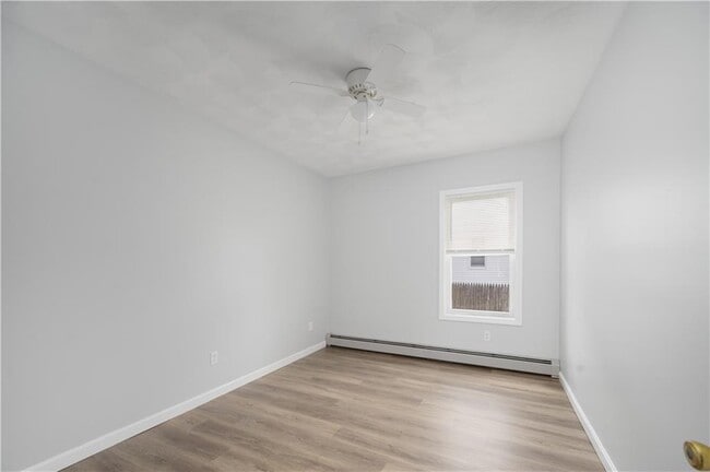 Building Photo - 117 Englewood Ave