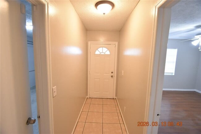 Building Photo - 4711 E Serena Dr