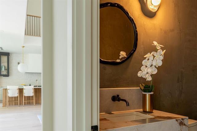 Building Photo - 3815 Dunhaven Rd