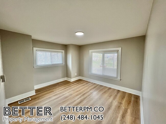 Building Photo - Spacious 3-Bedroom with Finishes You'll Love!