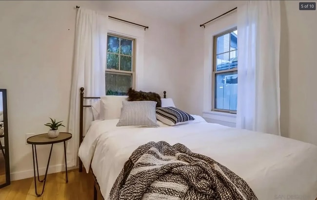 Building Photo - 4383 Central Ave