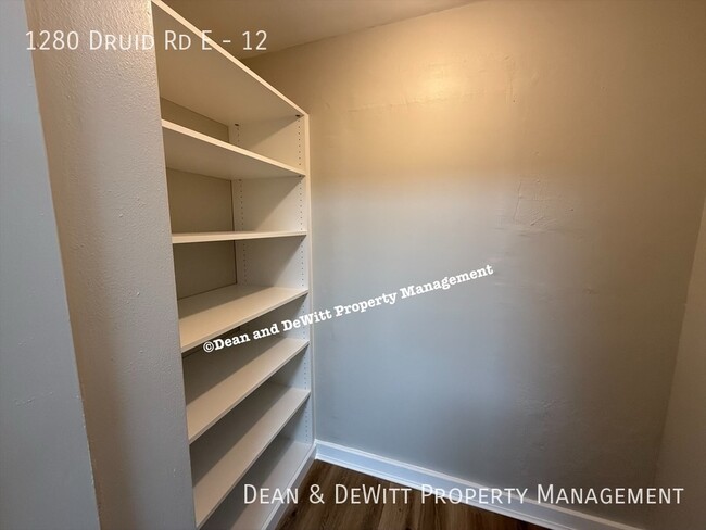 Building Photo - 1280 Druid Rd